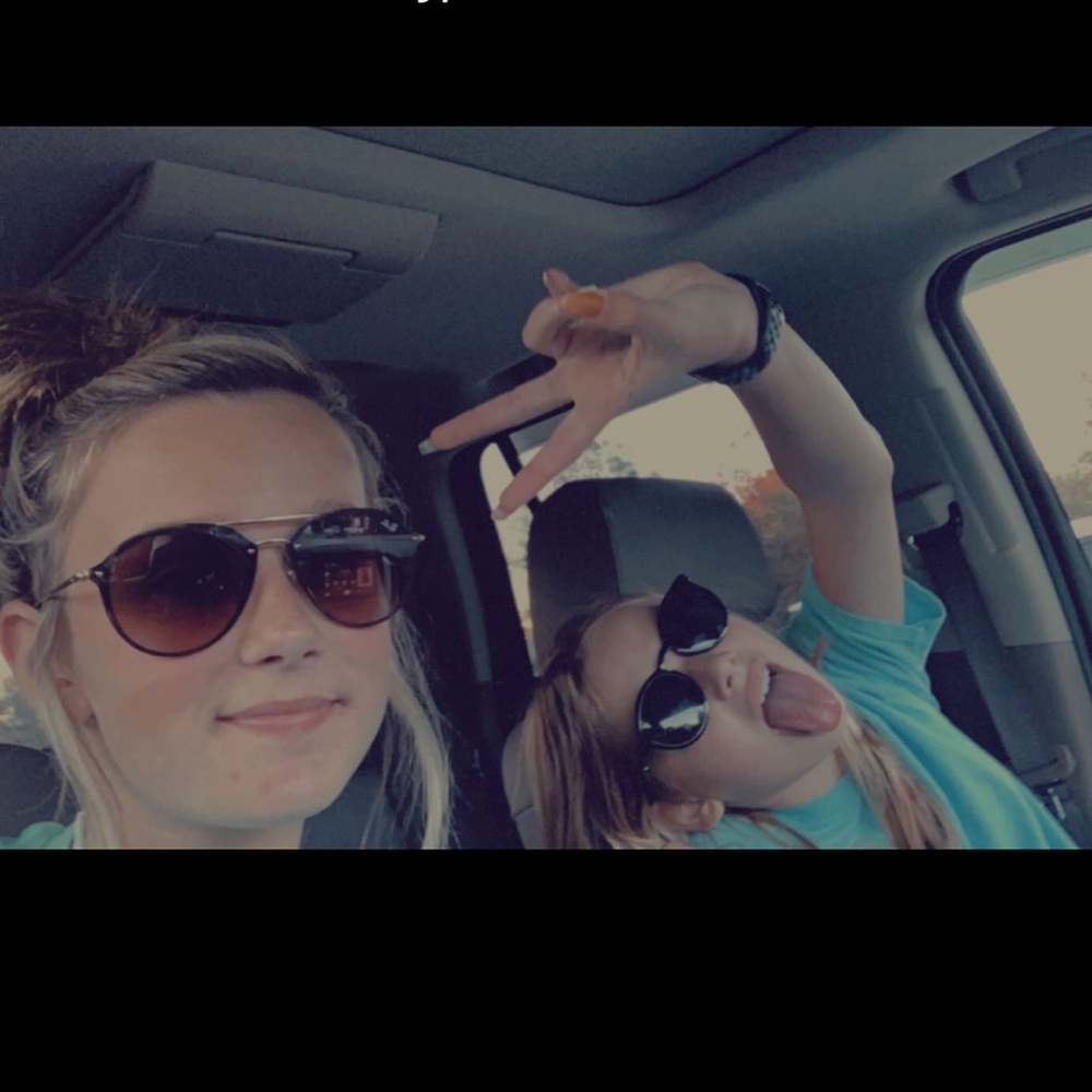 Meet your Posher, Grace